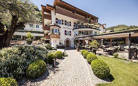 Boutique Hotel Zum Rosenbaum